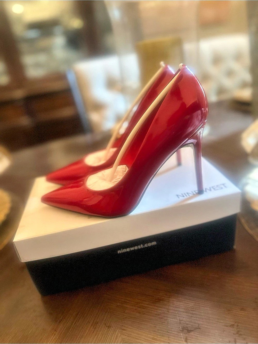 Brand New Size 8 Nine West Tatiana Pointy Toe Pump Dark Red